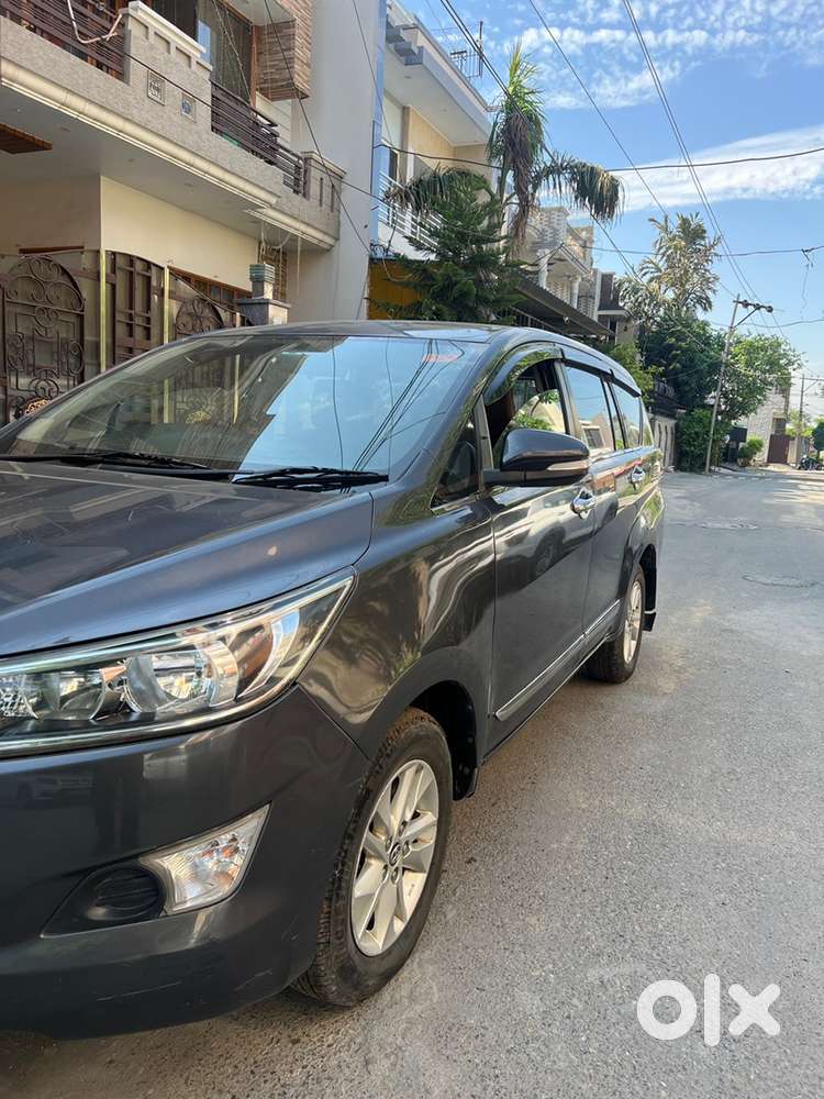 Toyota Innova Crysta 2.8 Automatic