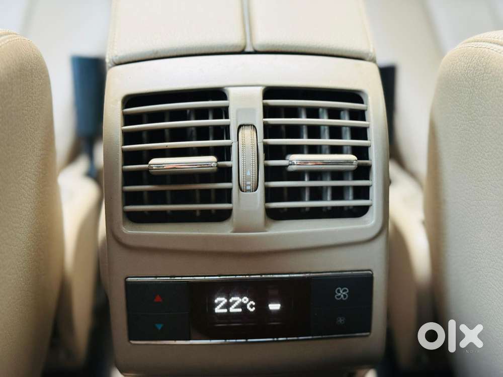 Mercedes-benz E-class 200, 2011, Petrol