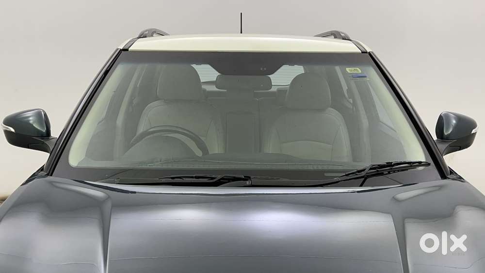 Mahindra Xuv300 W8 1.5 Diesel Dual Tone, 2021, Diesel