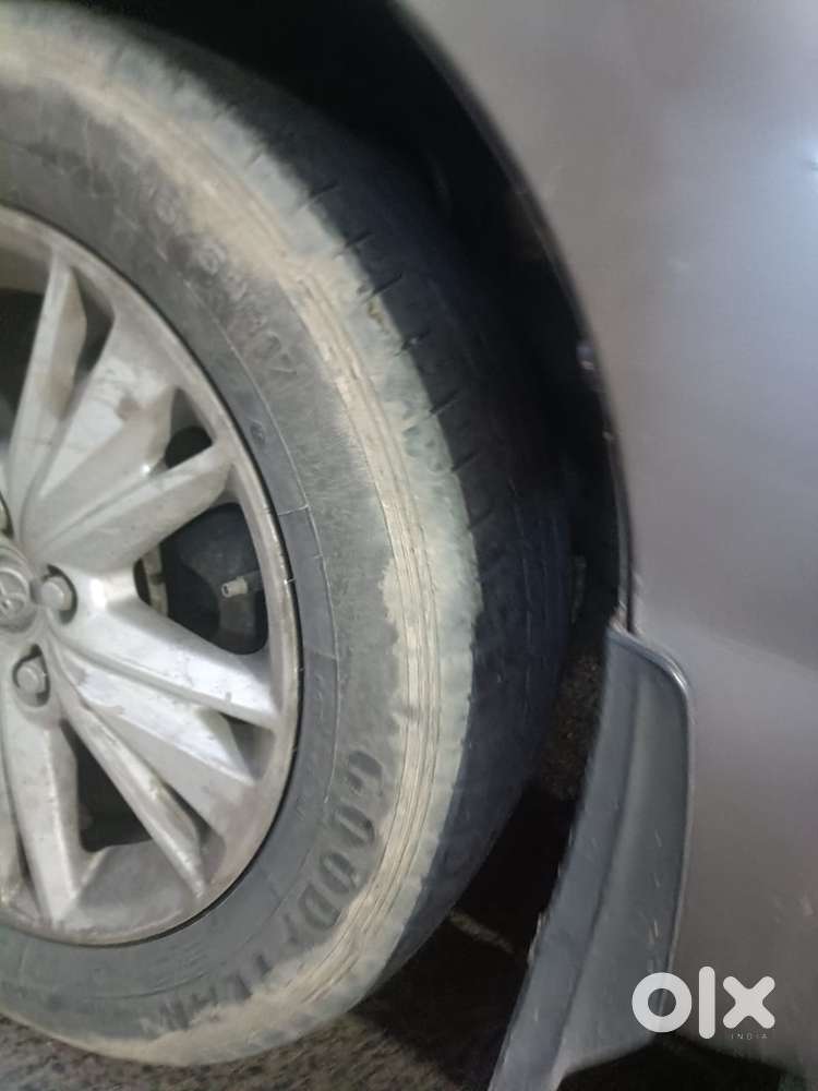 Toyota Innova Crysta 2.8z Automatic, 2016, Diesel