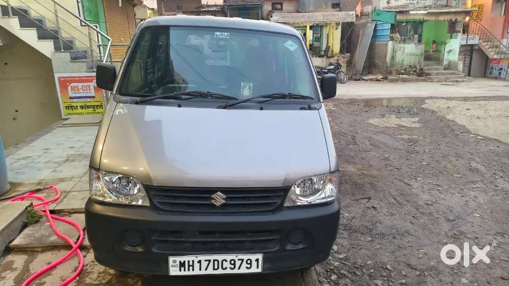 Maruti Suzuki Eeco 2025 Cng & Hybrids Well Maintained