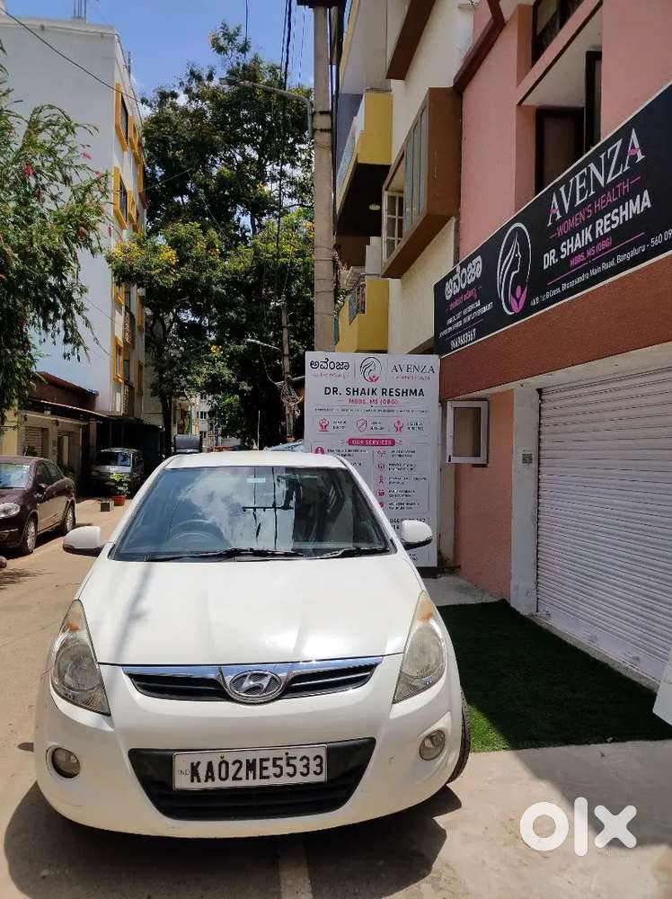 Hyundai I20 Sportz 2010 Petrol Owner Listing