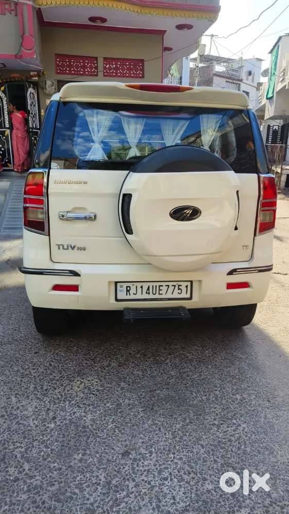 Mahindra Tuv 300 2016 Variant