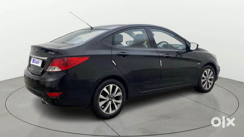Hyundai Verna Fluidic 1.6 Vtvt Sx, 2014, Petrol