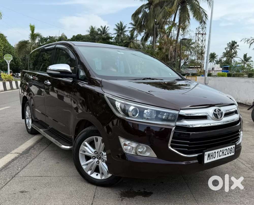 Toyota Innova Crysta 2.8 Zx At 7 Seater, 2016, Diesel