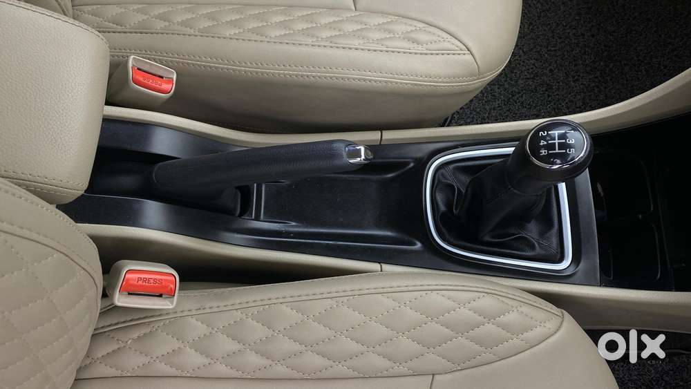 Maruti Suzuki Ciaz 1.5 Zeta Shvs Mt, 2021, Petrol