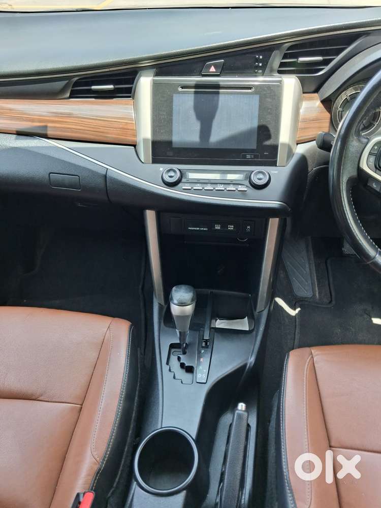 Toyota Innova Crysta 2.8 Gx At, 2016, Diesel