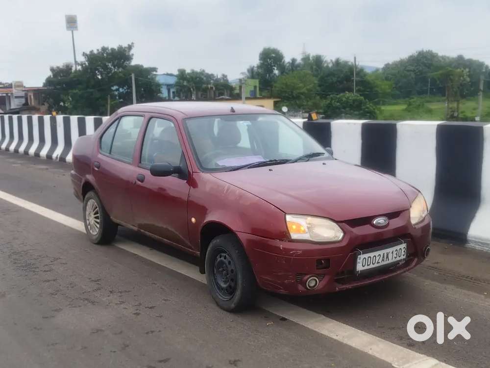 Ford Ikon 1.4 Zxi 2010 Car