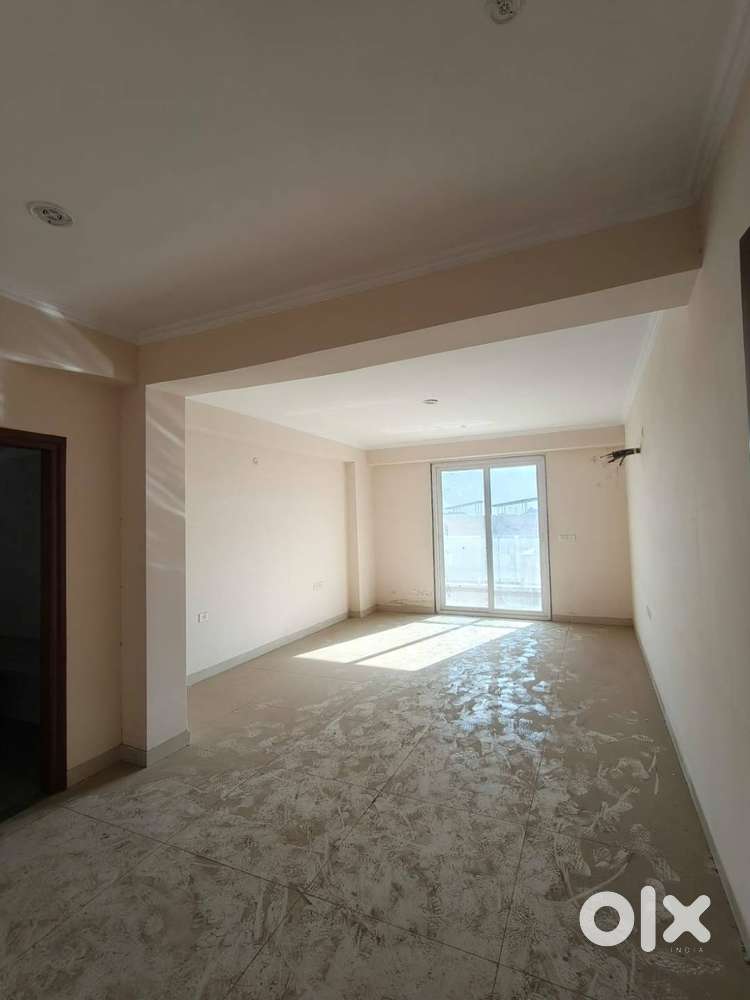 3478 square feet, RHB, East, 4BHK Flat for sale at Pratap Nagar