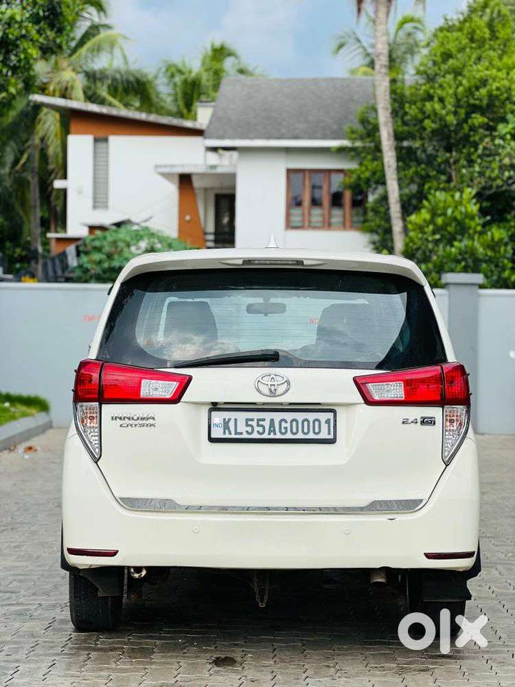 Toyota Innova Crysta 2.4 G Plus Mt, 2017, Diesel