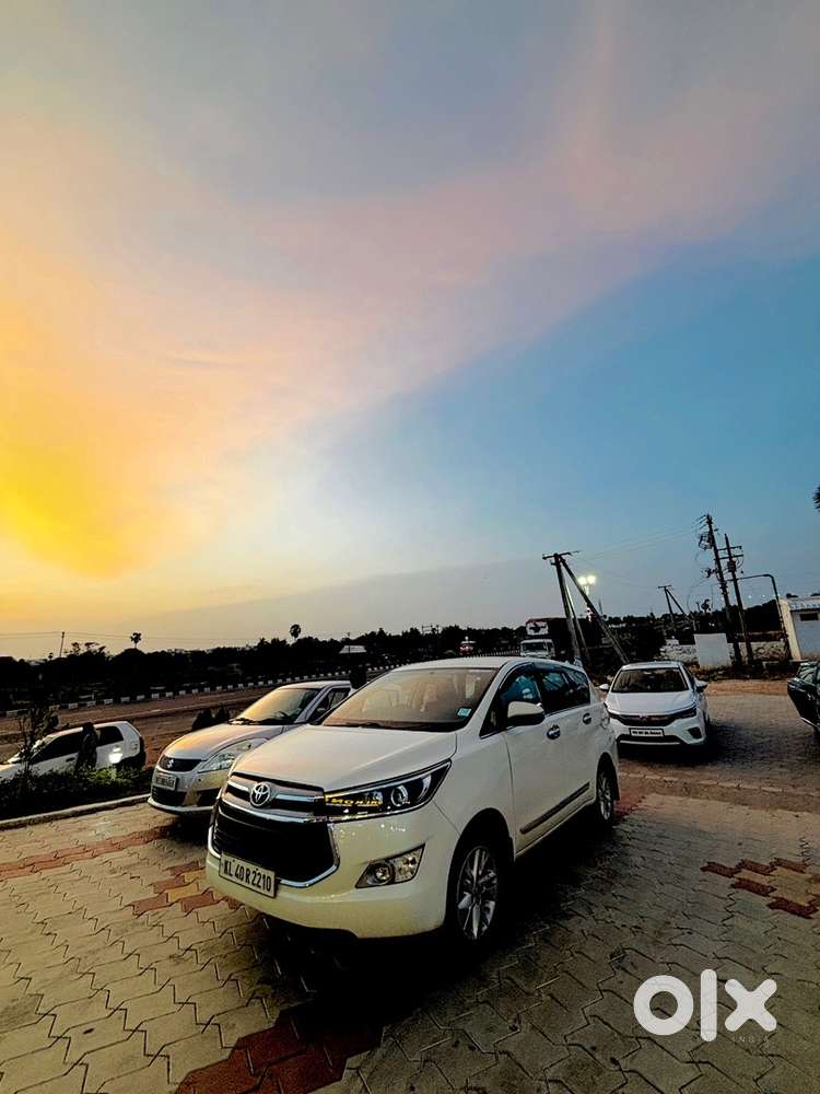 Toyota Innova Crysta 2019