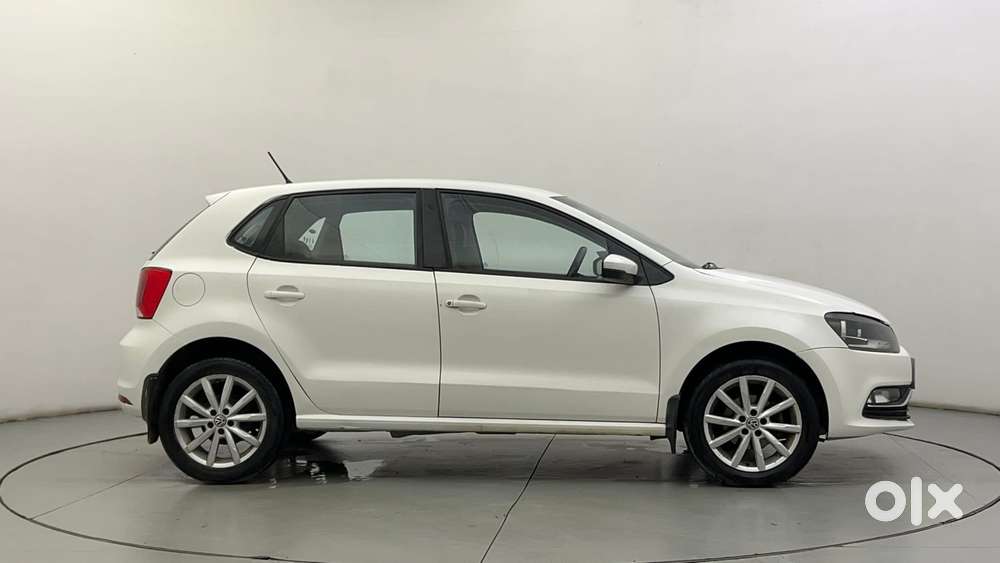 Volkswagen Polo Petrol Highline 1.2l, 2017, Petrol