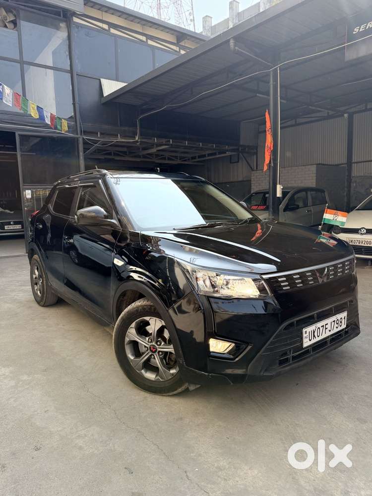 Mahindra Xuv300 W6, 2023, Petrol