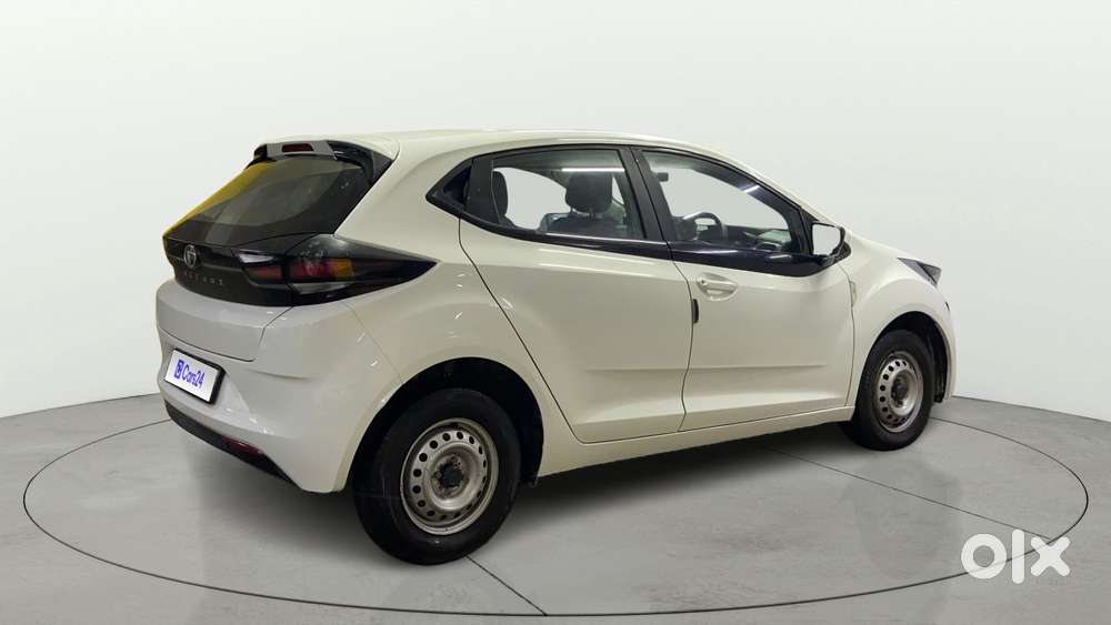 Tata Altroz Xe Petrol, 2022, Petrol