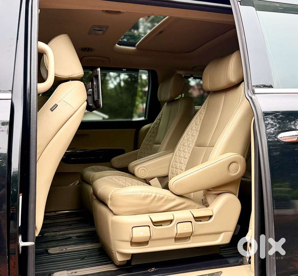 Kia Carnival Limousine Plus 7 Str, 2021, Diesel