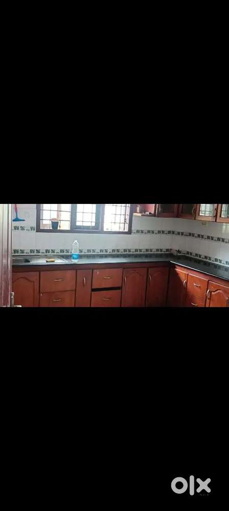 2BHK in Vazhakkala
