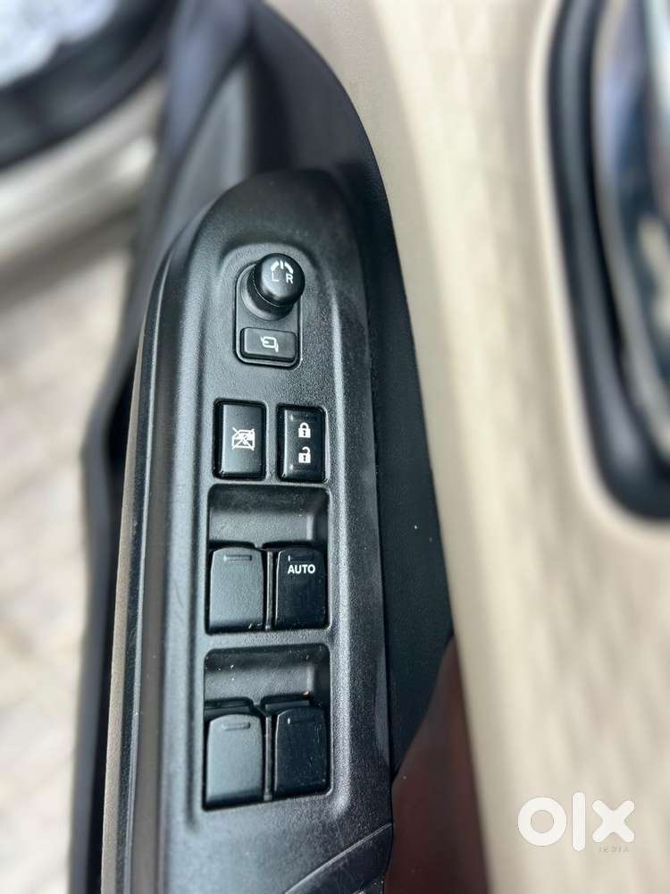 Maruti Suzuki Dzire 1.2 Vxi, 2024, Petrol