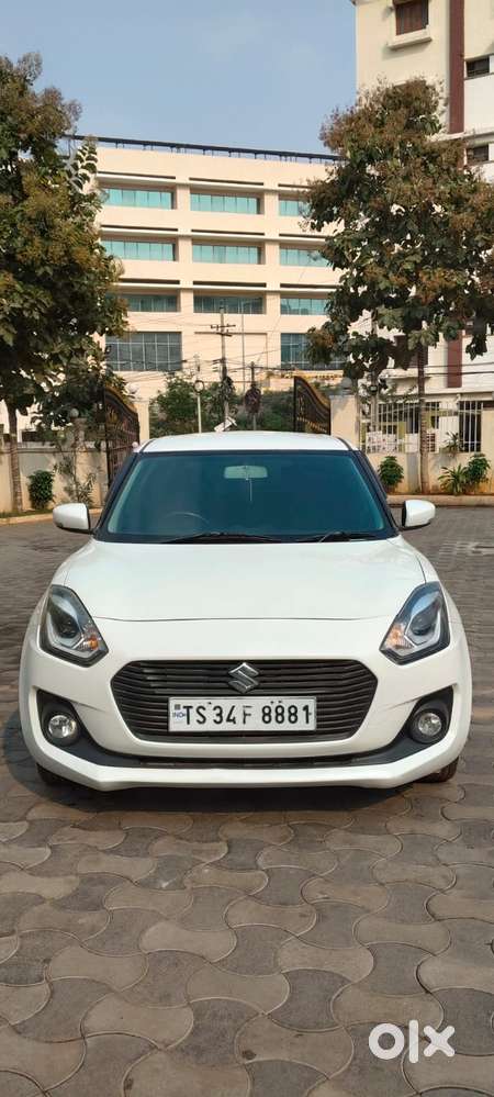 Maruti Suzuki Swift 1.3 Zxi, 2022, Petrol