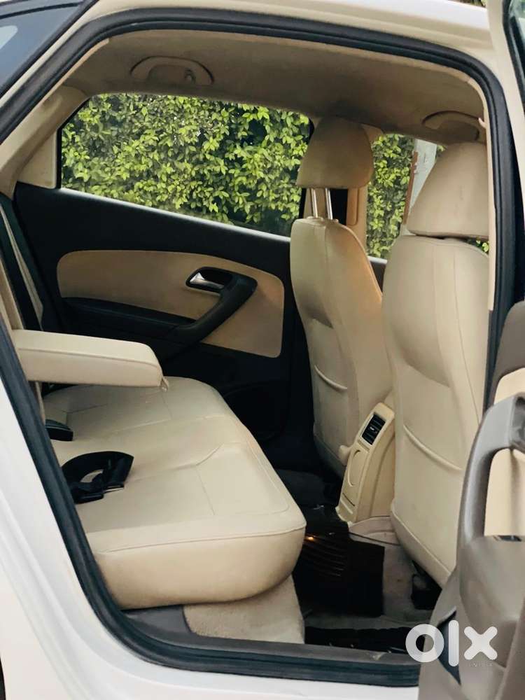 Volkswagen Vento 2010-2013 Petrol Highline, 2013, Petrol