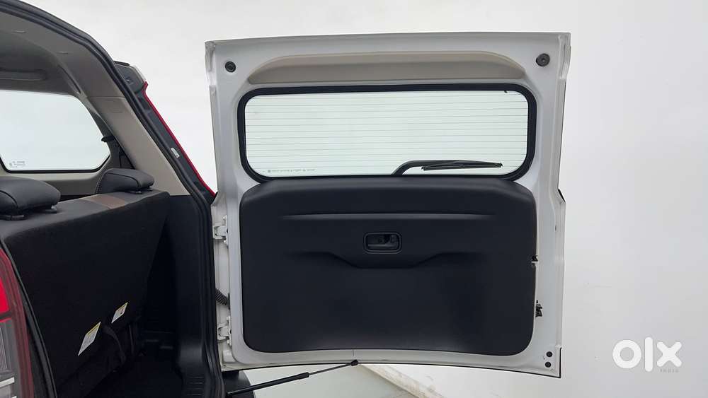 Mahindra Scorpio N Z8 L Petrol Mt 6 Str, 2024, Petrol