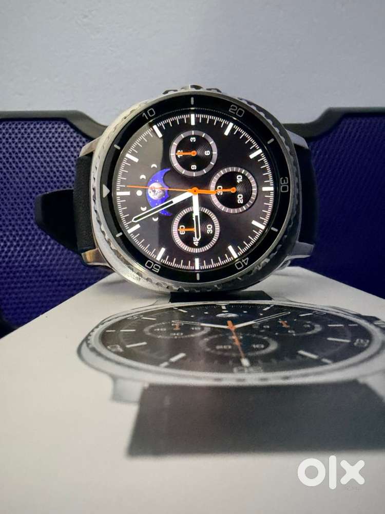 Only 3 month old Samsung Galaxy Watch Classic (Cellular/LTE)-8