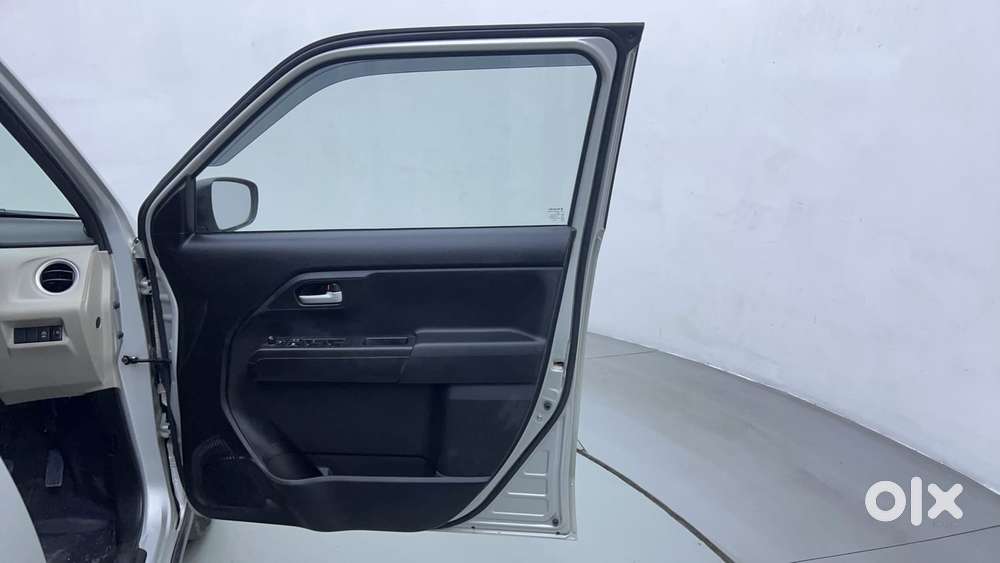 Maruti Suzuki Wagon R 1.2 Zxi Plus Amt, 2022, Petrol