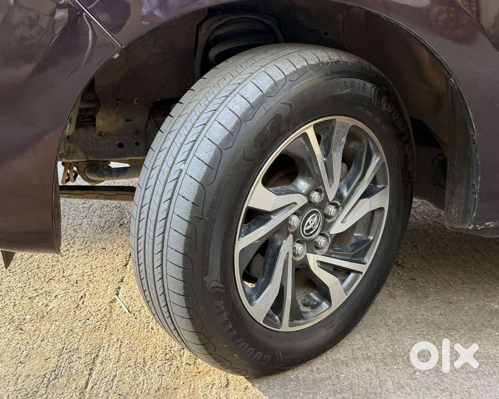 Toyota Innova Crysta [2020-ongoing] 2.4 Gx 8 Str, 2020, Diesel