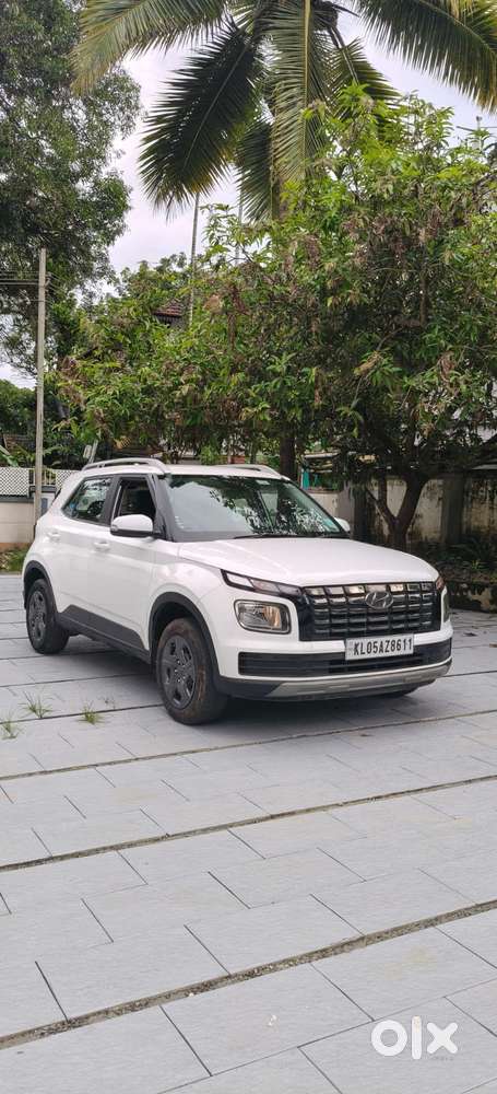 Hyundai Venue 1.2 S Plus, 2023, Diesel