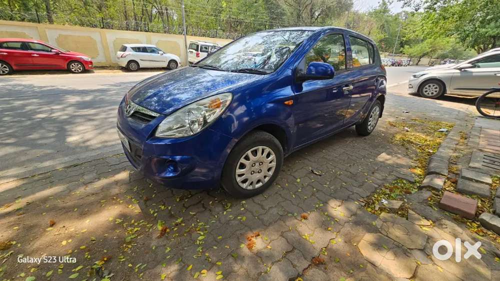 I 20 Petrol Car