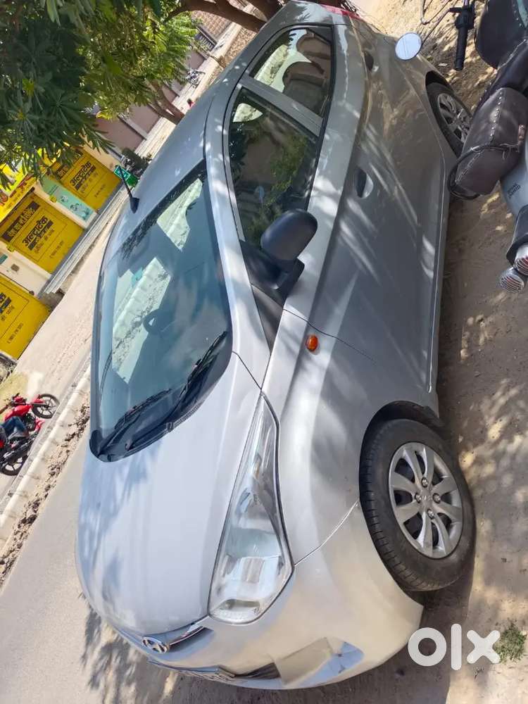 Hyundai Eon Magna+ 2013 Petrol Manual