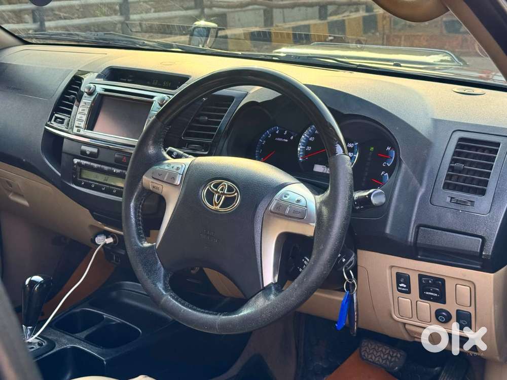 Toyota Fortuner 3.0 4x2 Automatic, 2015, Diesel