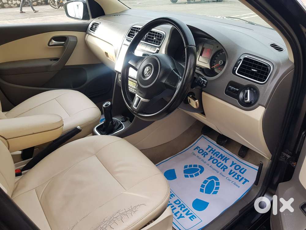 Volkswagen Vento 2010-2013 Petrol Highline, 2011, Petrol