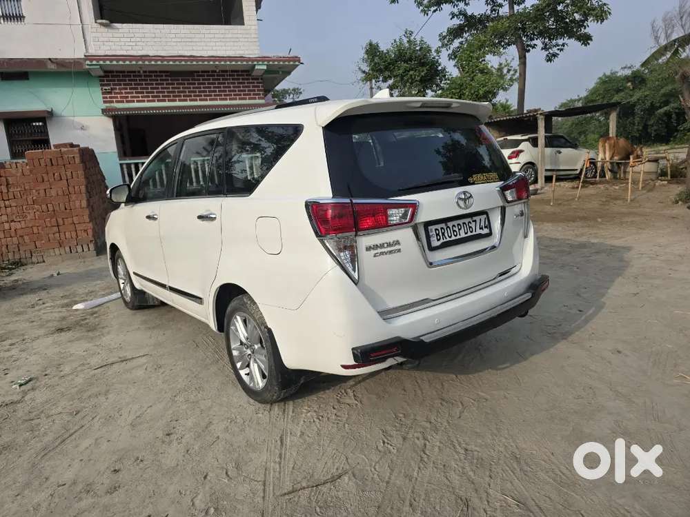 Toyota Innova Crysta 2018 Top Model