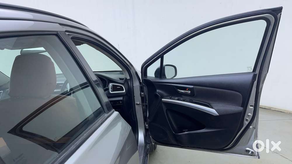 Maruti Suzuki S-cross 1.5 Zeta At, 2021, Petrol