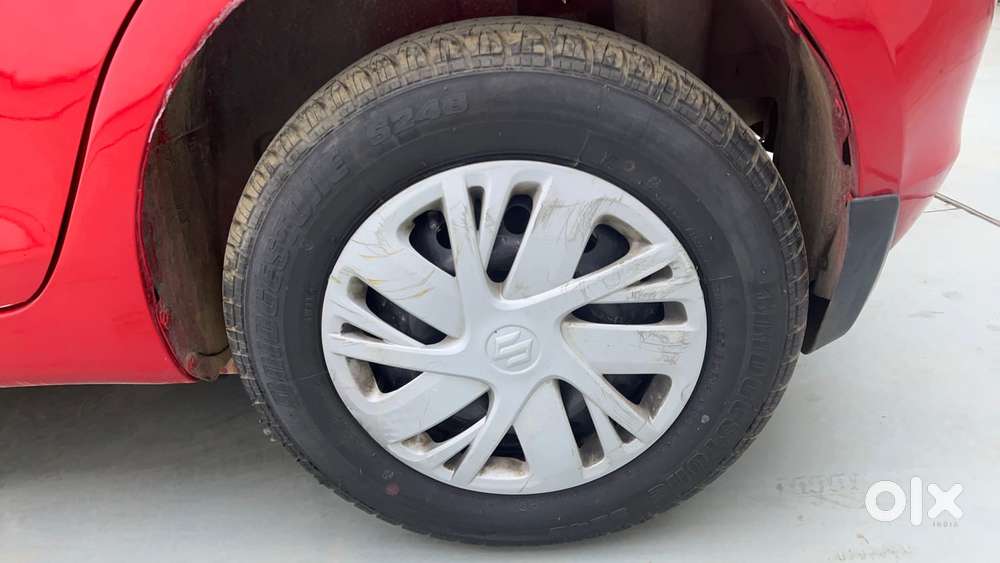 Maruti Suzuki Swift Vvt Vxi, 2016, Petrol