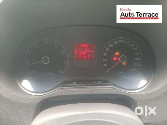Volkswagen Vento 1.6 Highline, 2011, Petrol