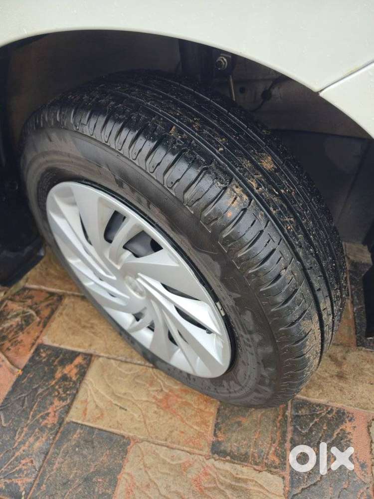 Maruti Suzuki Ertiga 1.4 Vxi Cng Anniversary Edition, 2026, Cng & Hy..