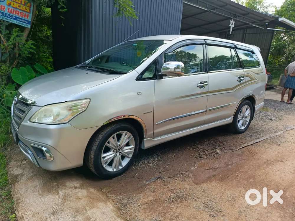 Toyota Innova 2013 Diesel 149000 Km Driven