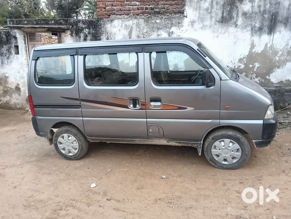 Maruti Eeco Hybrid 2022