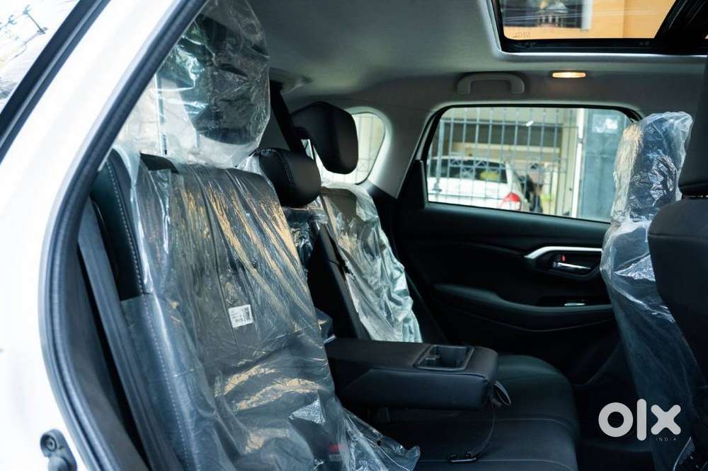 Toyota Urban Cruiser Hyryder 1.5 V Neo Drive Awd, 2025, Petrol