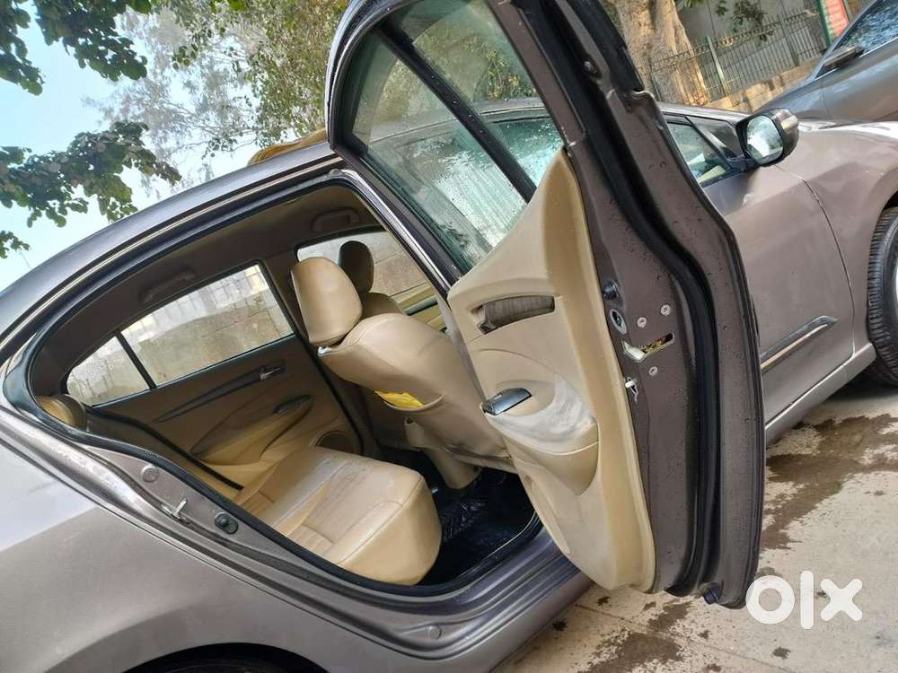 Honda City 2013 Cng & Hybrids Well Maintained