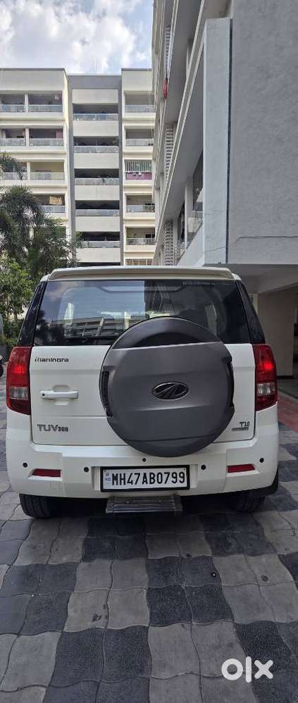 Mahindra Xuv300 W8 (o) 1.5 Diesel Amt, 2017, Diesel