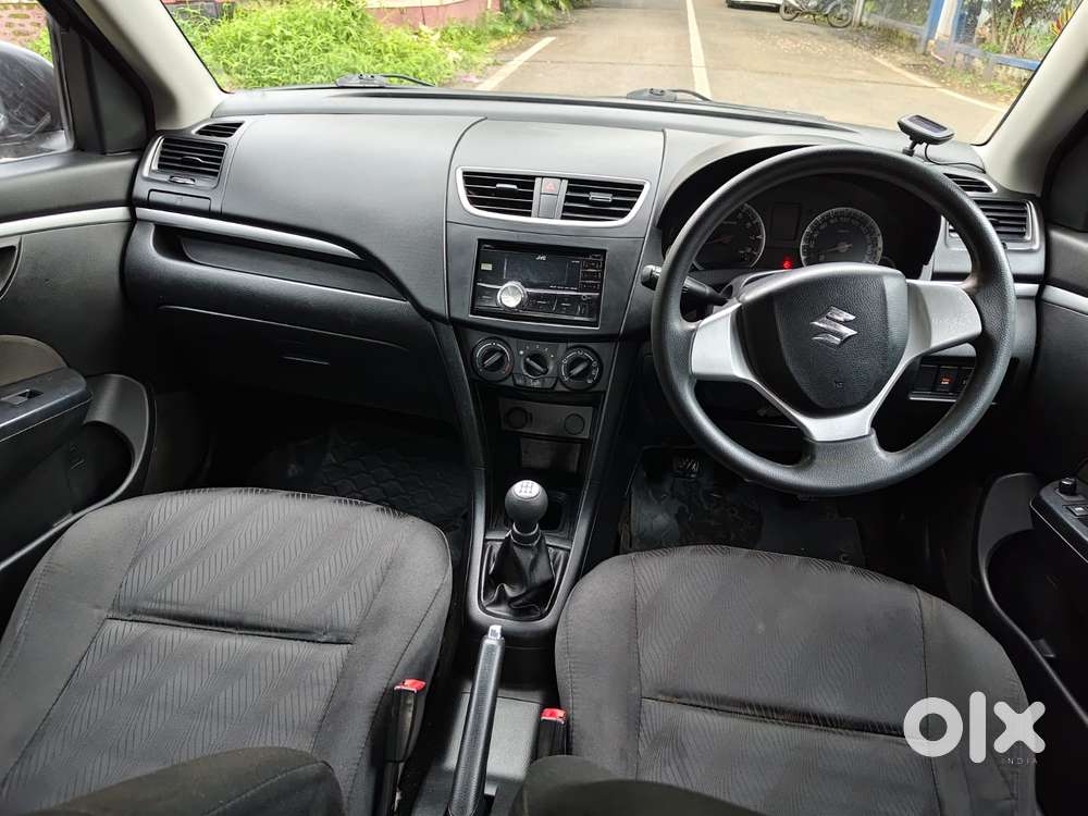 Maruti Suzuki Swift Vxi 1.2 Abs Bs-iv, 2012, Petrol