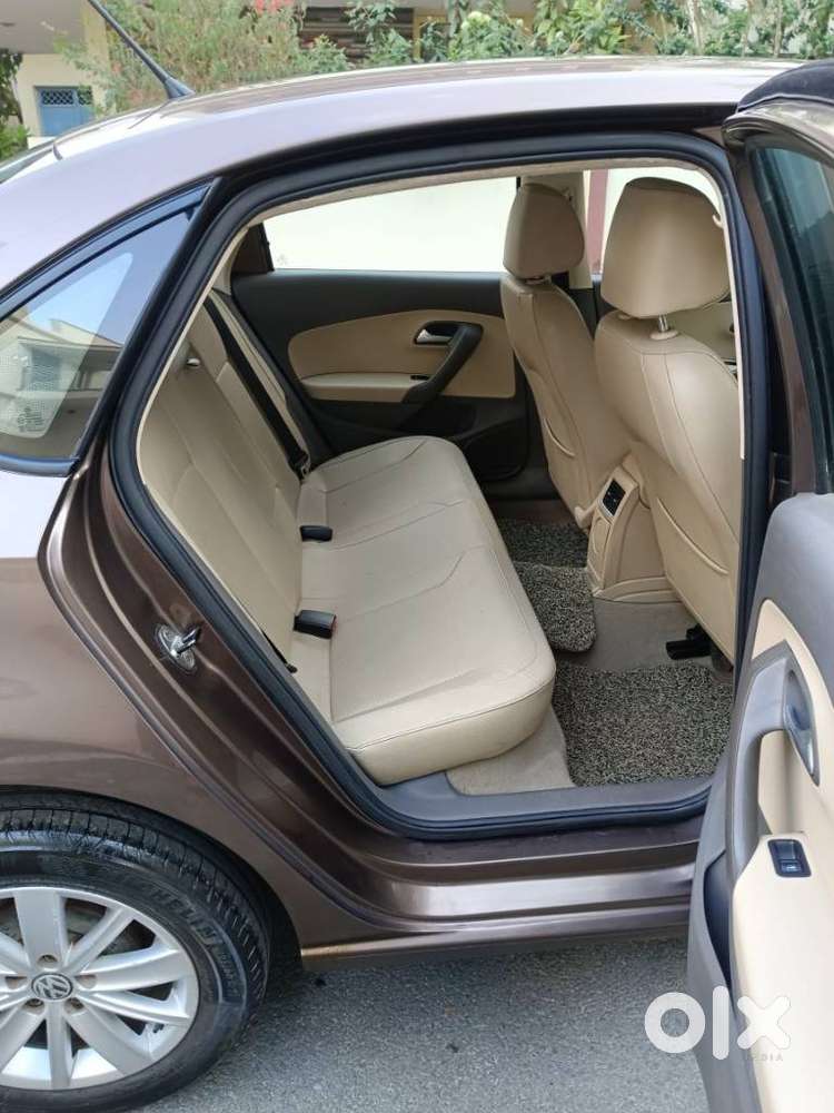 Volkswagen Vento 1.6 Highline, 2016, Petrol