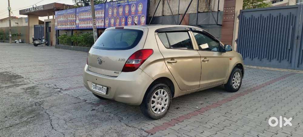 Hyundai I20 1.4 Magna At, 2011, Diesel