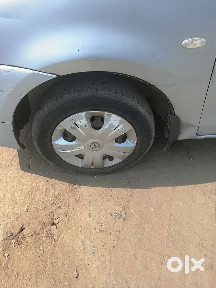 Toyota Etios Liva 2011-2012 G, 2012, Petrol