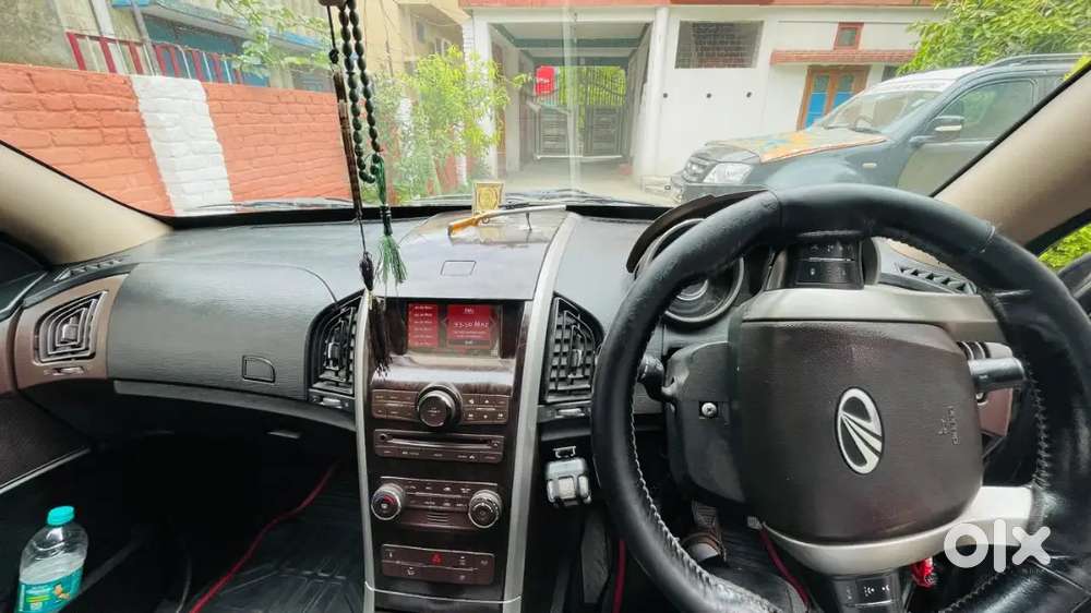 Xuv500 W8 For Urgent Sell