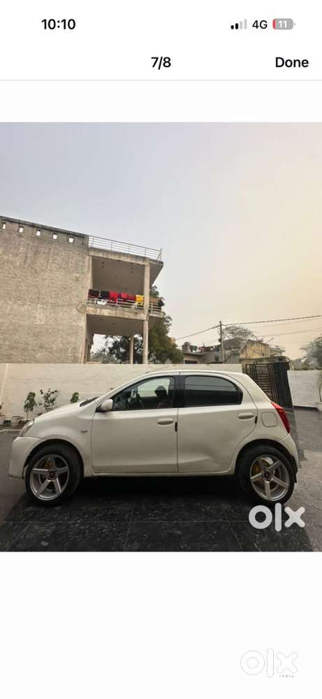 Toyota Etios Liva Petrol 2013