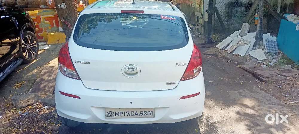 Hyundai I20 2013 Petrol 65000 Km D Riven