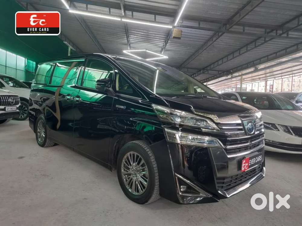 Toyota Vellfire, 2022, Petrol